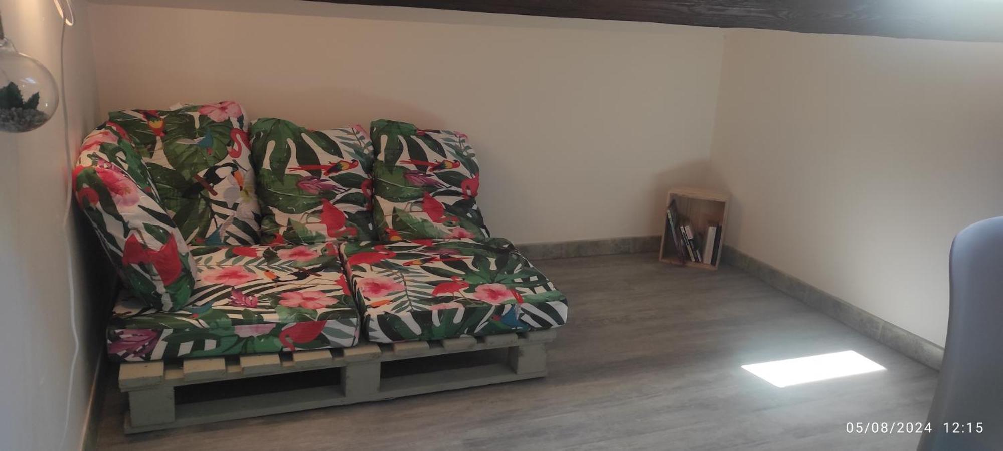 Sous Les Toits Apartment Narbonne Bilik gambar